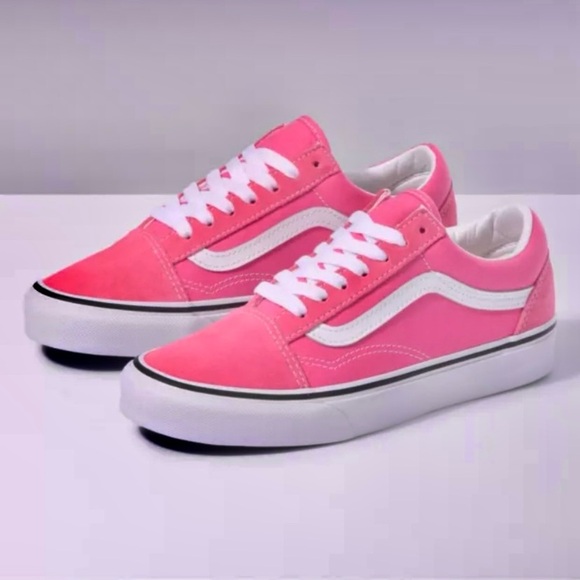 Vans Shoes - VANS Sneakers NEW Old Skool Low Canvas Pink White Women’s Size 7.5